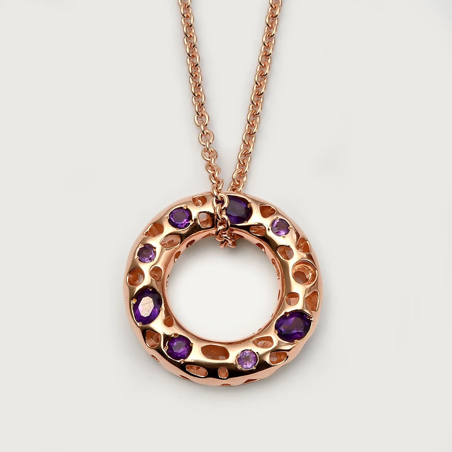 Allegro Loop Pendant with Amethyst   Lattice Disc Stud Earrings with Amethyst