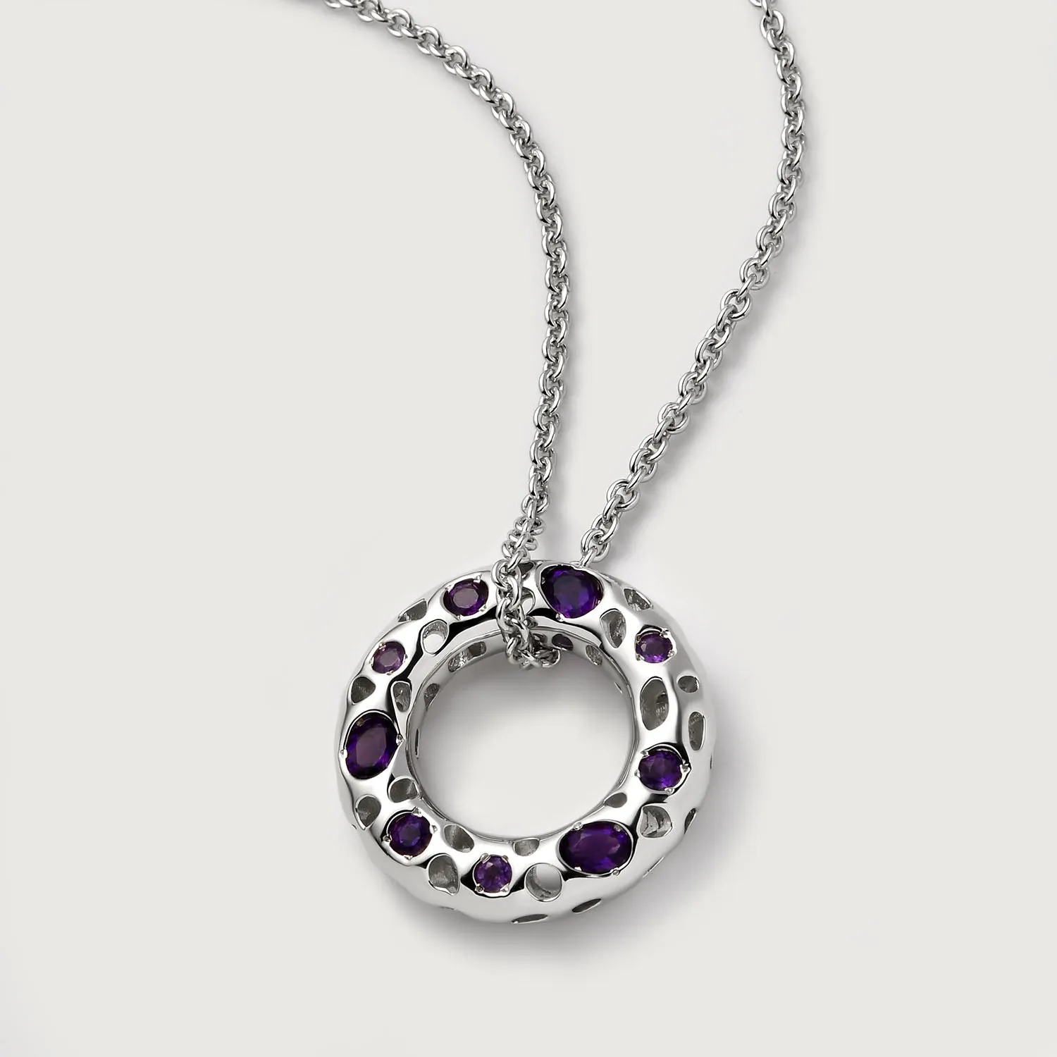 Allegro Loop Pendant with Amethyst   Lattice Disc Stud Earrings with Amethyst