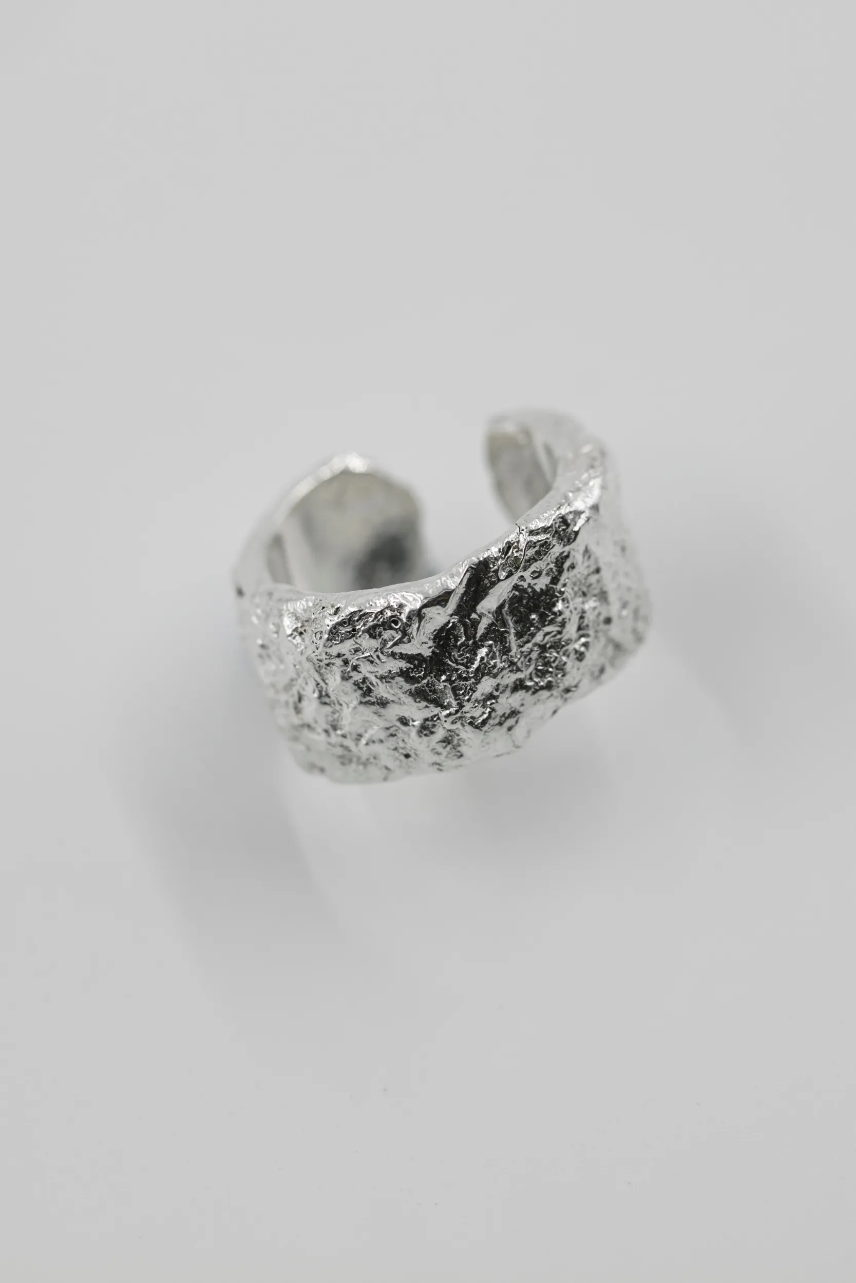 BLACK DEVILLE - GABBRO CUFF RING