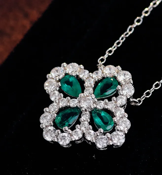 Clover Necklace, Sterling Silver Emerald Necklace, Birthday Gift, 1202