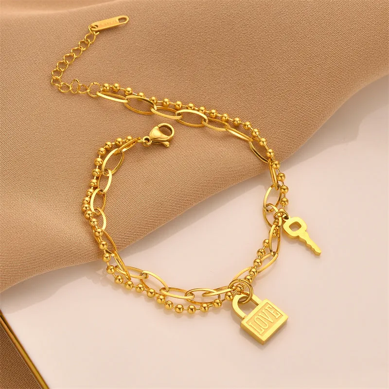 Fashion Simple Heart Lock Design Bracelet