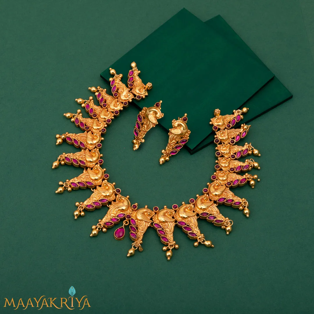 Kempu Mayuraka Sundaram Necklace Set