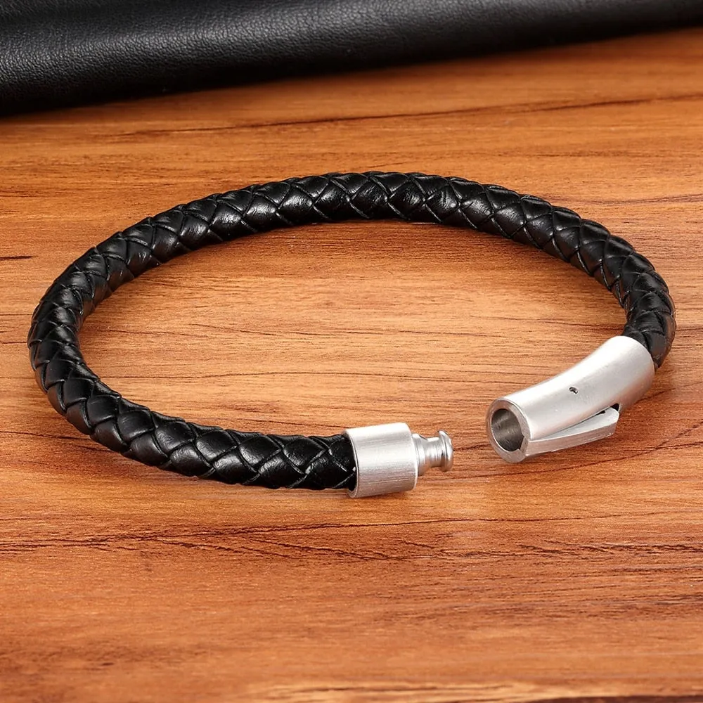 Men's Simple Leather & Stainless Steel Handwoven Bracelet