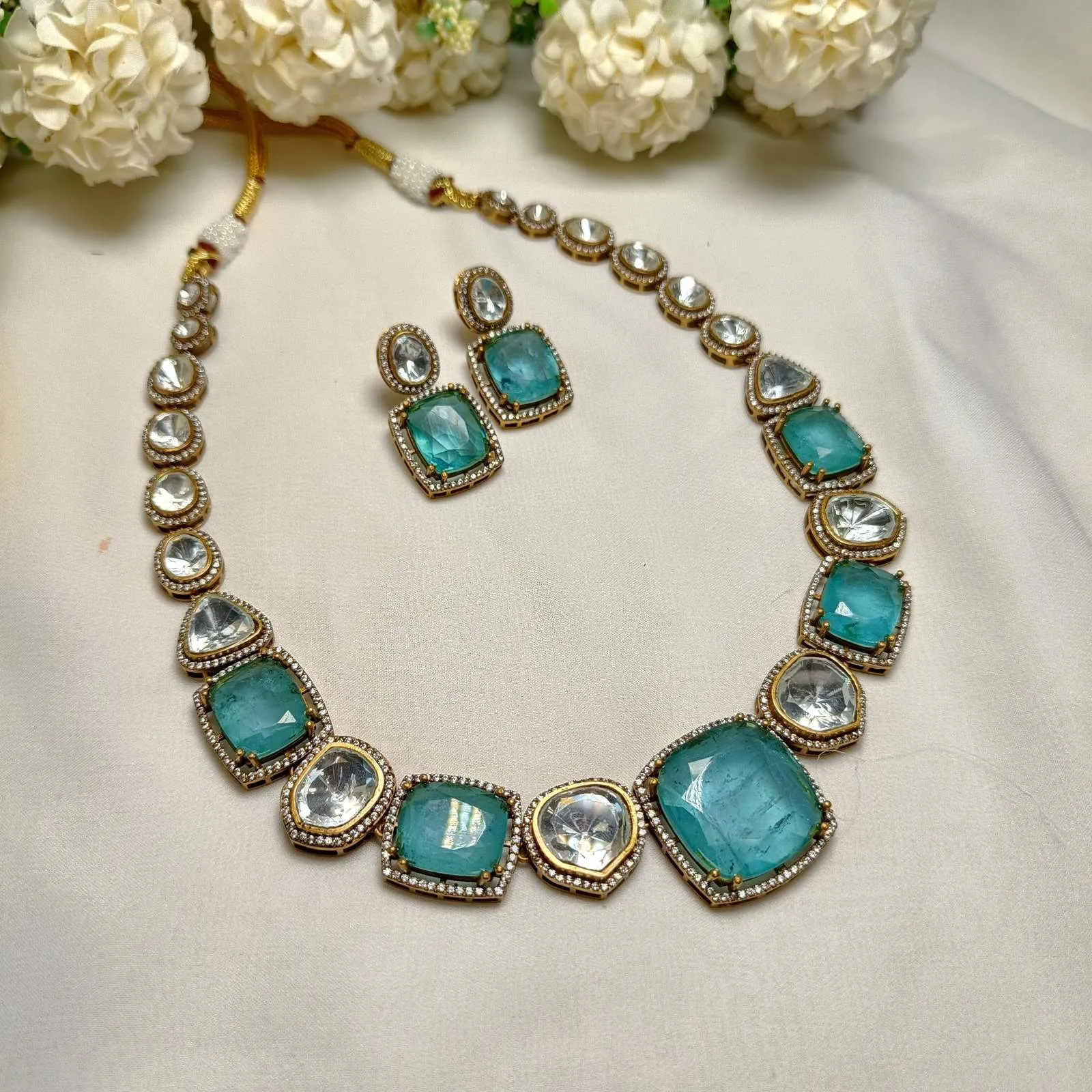 Nayaab Jasmine polki neckpiece