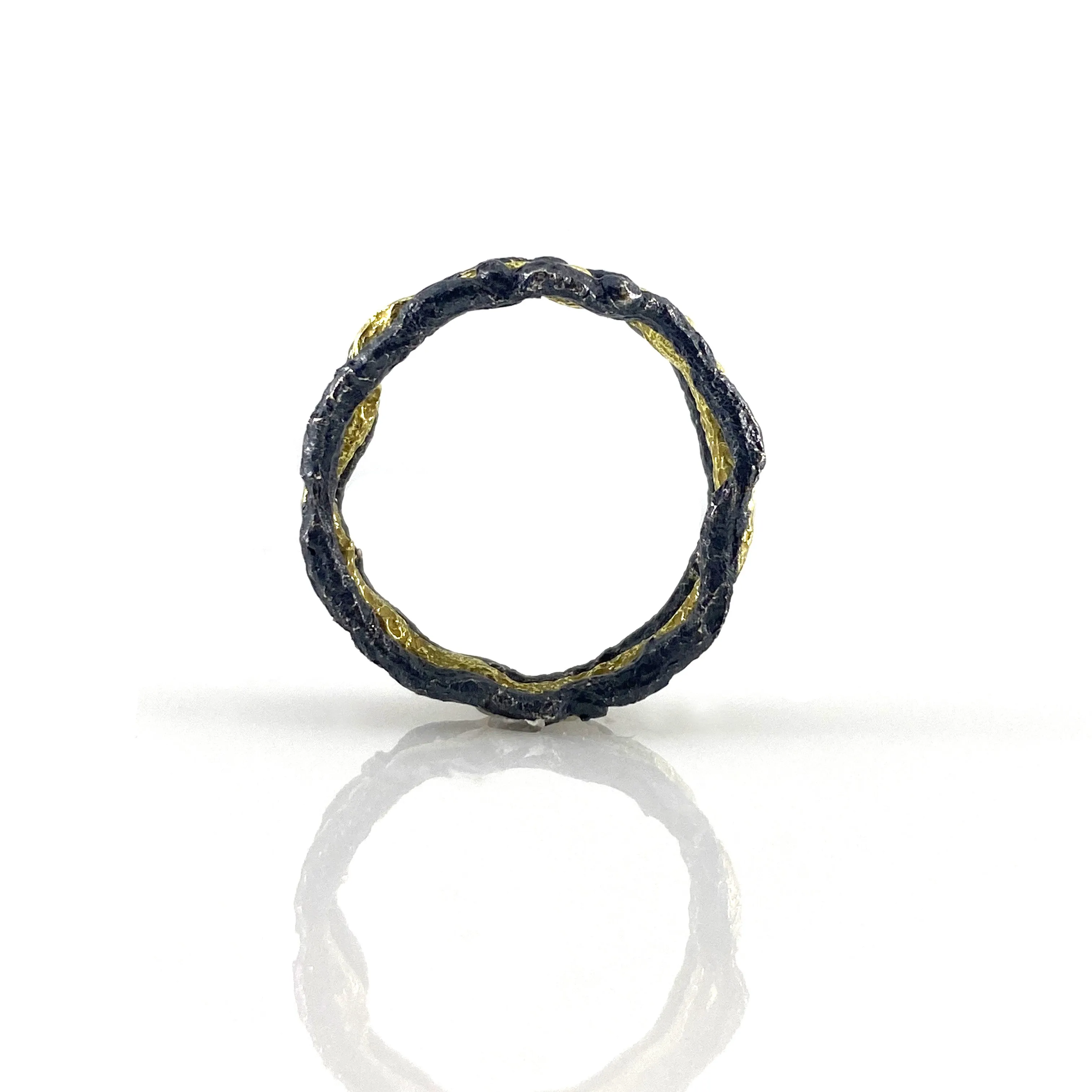 Organic Stacking Rings