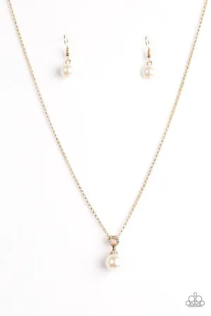 Paparazzi Necklace ~ Glamour Girl - Gold