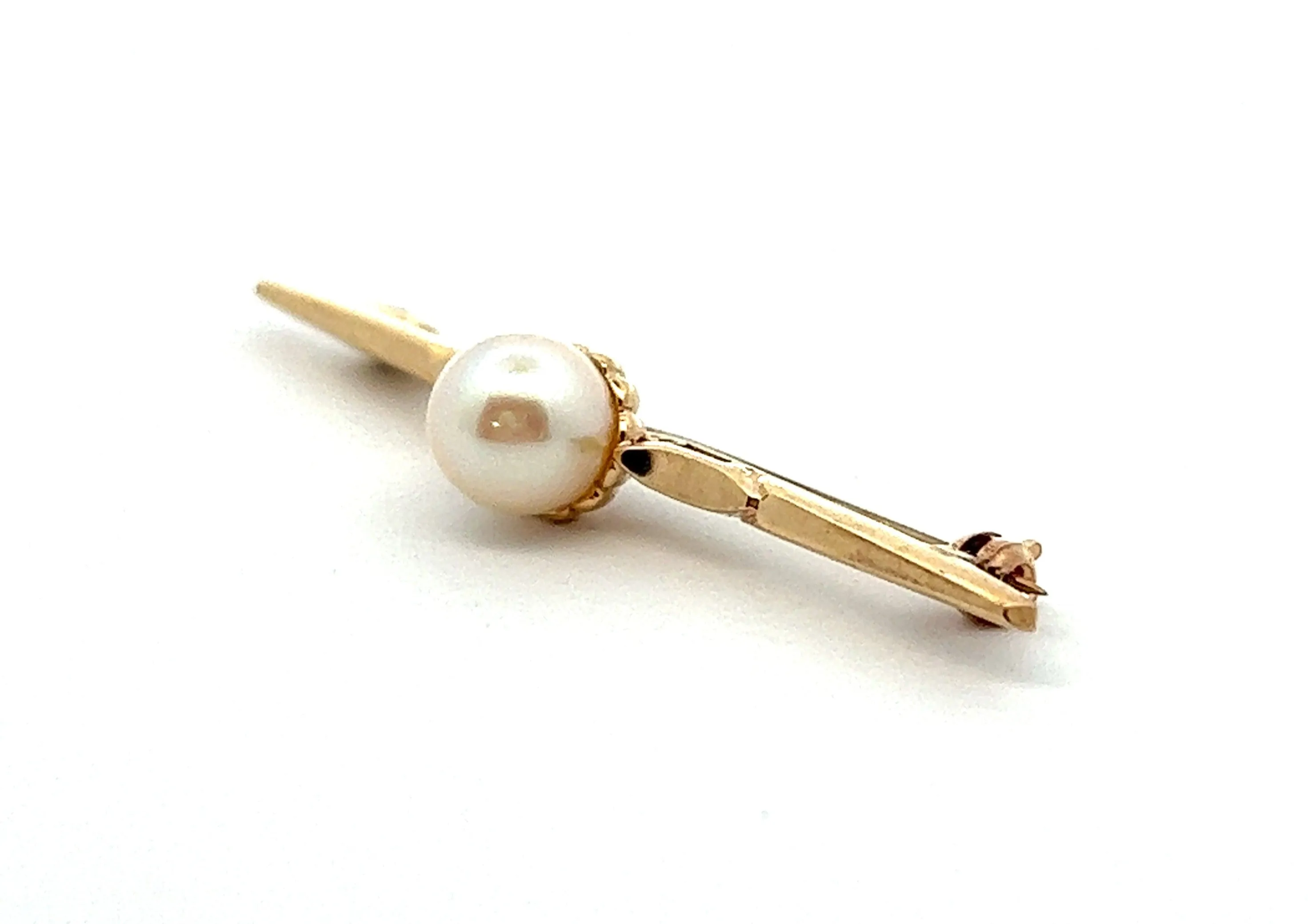 Pearl 9ct Yellow Gold Bar Brooch