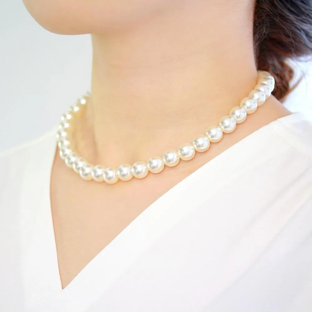 Pearl Short  Necklace