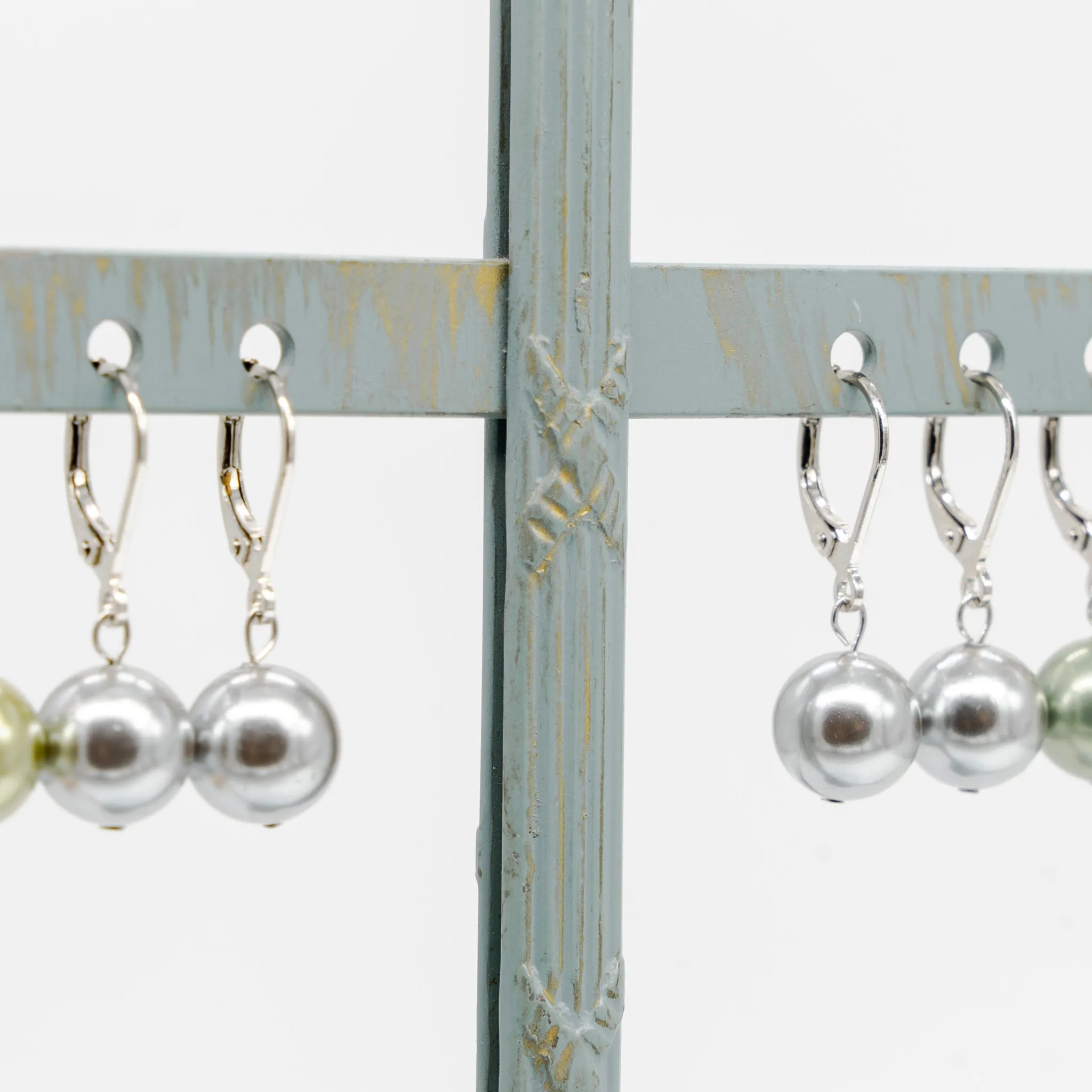 Shell Pearl Earrings