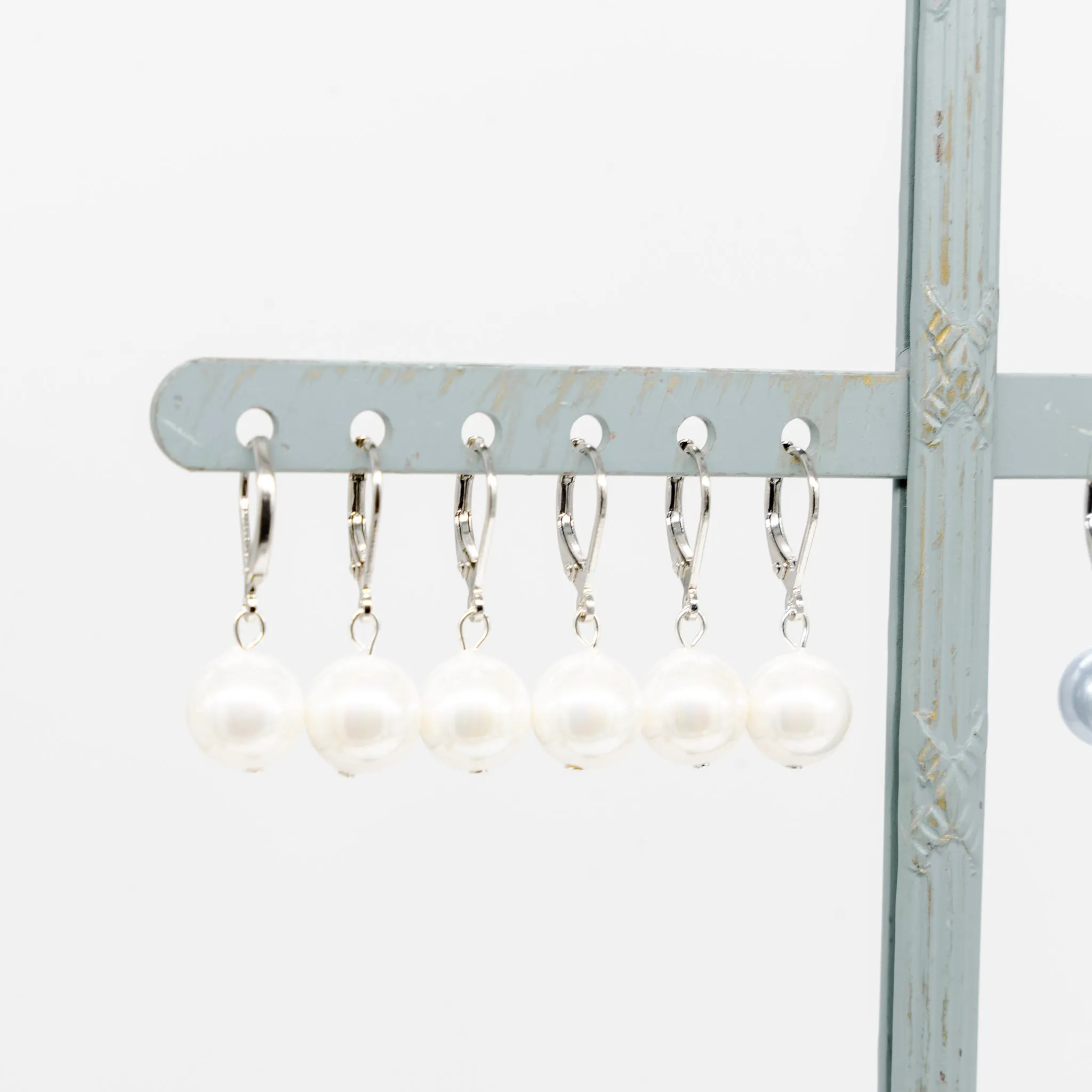 Shell Pearl Earrings