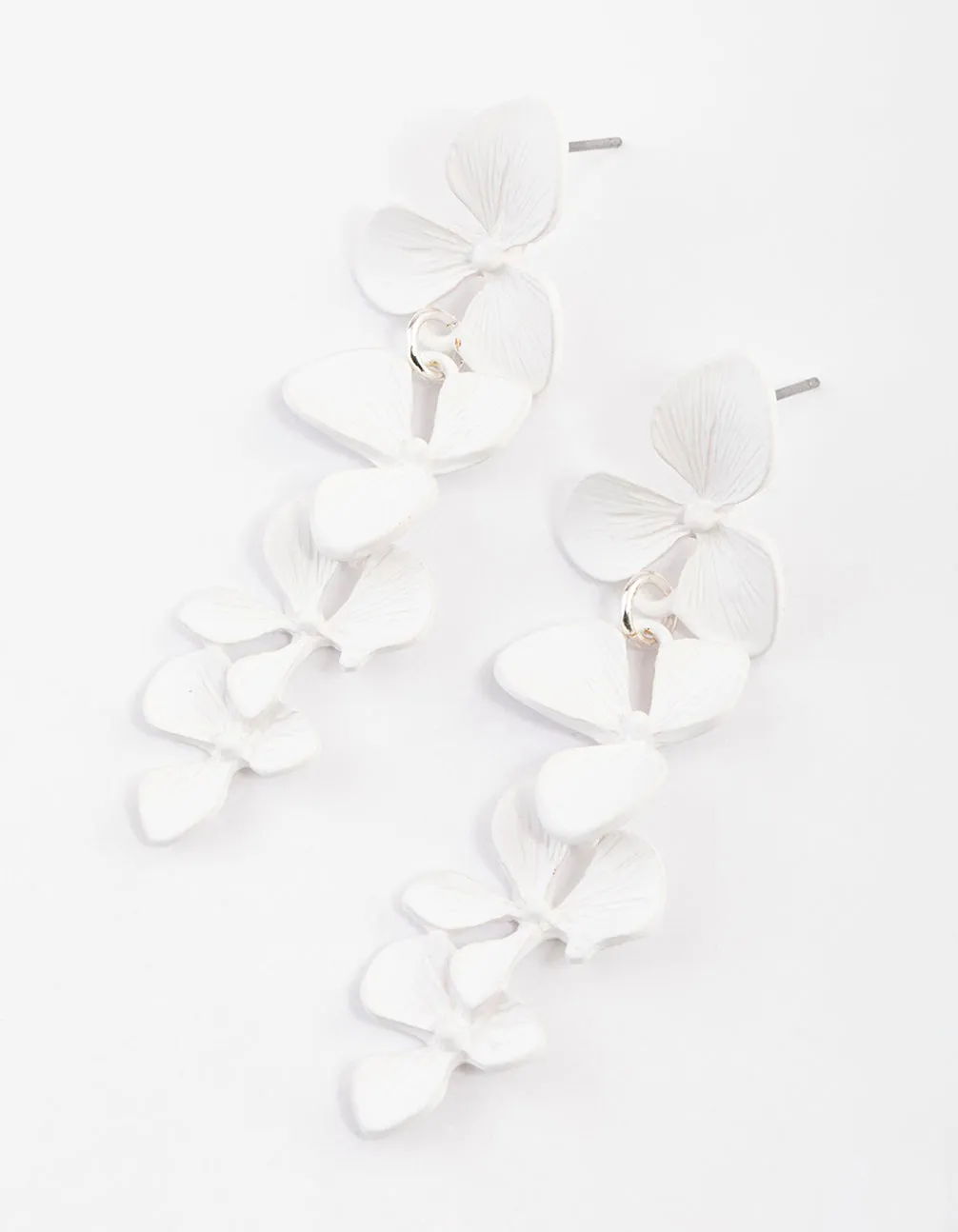 White Graduated Flower Drop Earrings