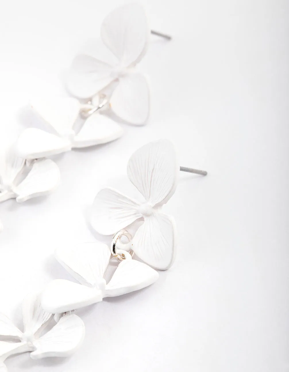 White Graduated Flower Drop Earrings